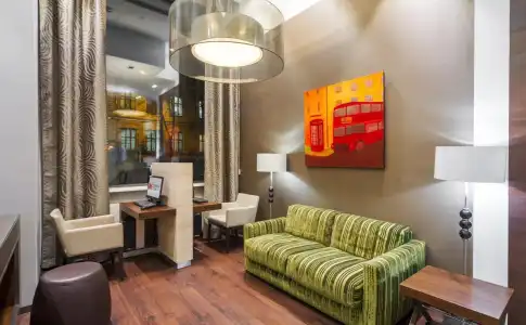 Holiday Inn Kyiv by IHG - 10