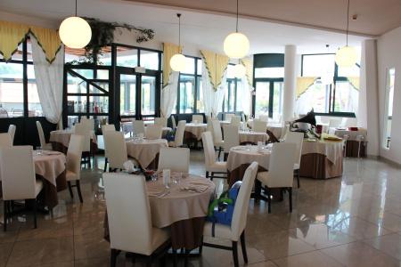 Mediterranee Family & Spa - 36