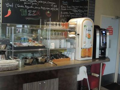 Hôtel Crocus Caen Mémorial - 9