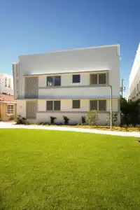 Kenmore Village, South Beach - 18