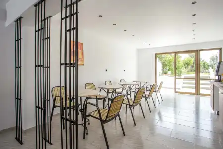 Nikos BnB - 6