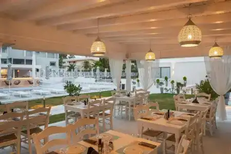 Laguna Resort - 11