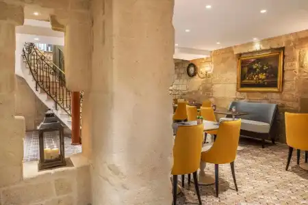 Hôtel des ducs de Bourgogne - 18