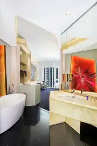 V, Curio Collection by Hilton - 51