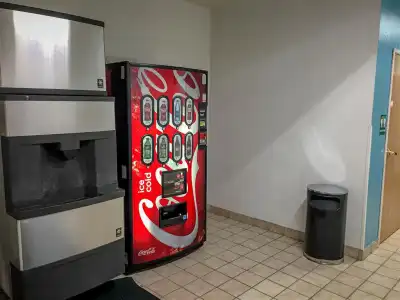 Motel 6 Woodway, TX - 9