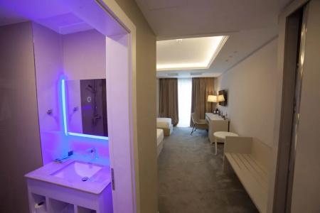 Grand Blue FAFA Resort & Spa - 26