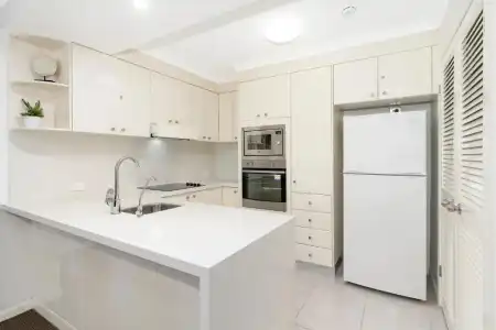 Burleigh Mediterranean Resort Enquiries - 181