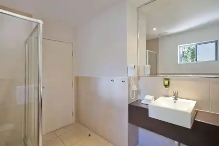 Noosa Heads Motel - 7