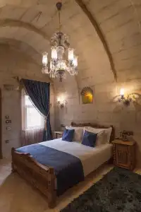 Solo Cave Suites - 97