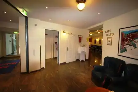 SUITE 900m ZUR OPER - 32