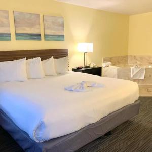 Seven Gables Inn - 12