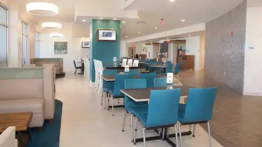 Holiday Inn Express & Suites Panama City Beach - Beachfront by IHG - 31