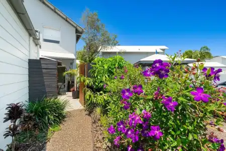 Noosa Entrance Waterfront Resort - 63