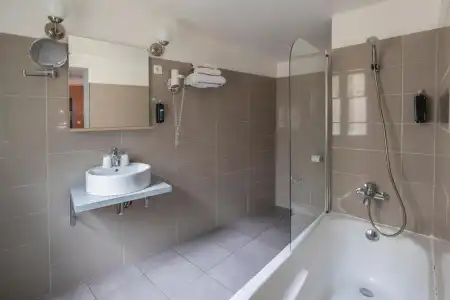 The Originals Boutique, Hôtel Danieli, Avignon - 9