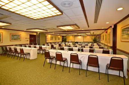 Best Western The Plaza Honolulu Airport - Free Breakfast - 25