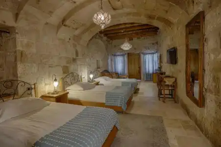 Hera Cave Suites - 56