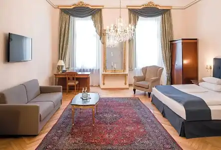 Erzherzog Johann Palais - 83