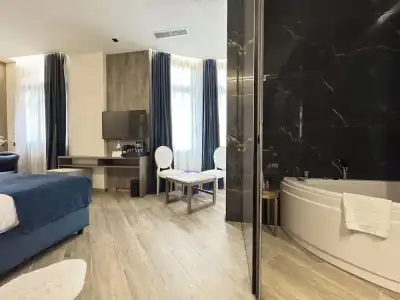 Athens the L7 STR - Luxury Boutique Collection - 4