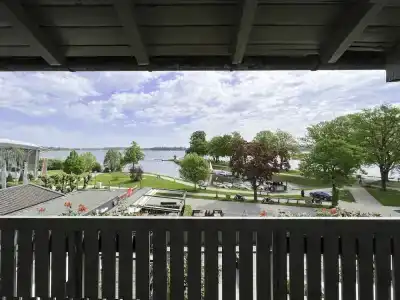 Schlossblick Chiemsee - 120