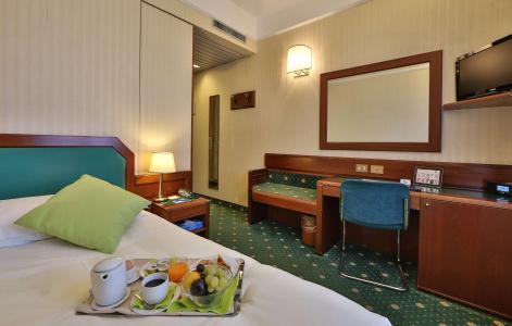 Astoria, Sure Collection by Best Western - 41