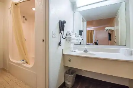 Rodeway Inn Kissimmee Maingate West - 29