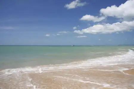 Khaolak Bay Front Resort - 19