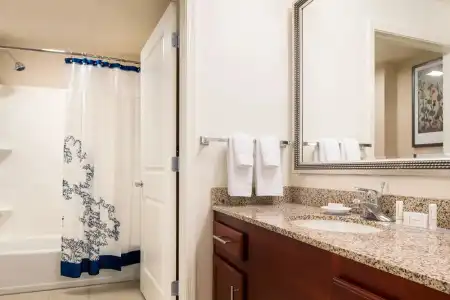 Residence Inn Phoenix Desert View at Mayo Clinic - 8