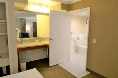 Comfort Inn Santa Monica - West Los Angeles - 47