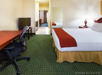 Four Points by Sheraton Dallas Arlington Entertainment District - 3