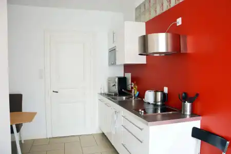Unique Serviced Living at Airport Line - 16