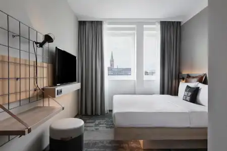 Moxy Duesseldorf City - 13