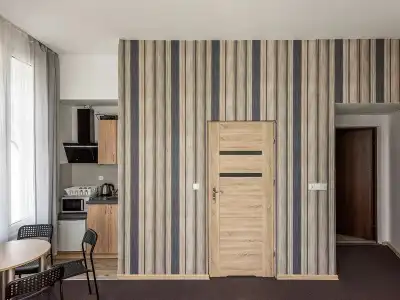 Hostel 70S - 58