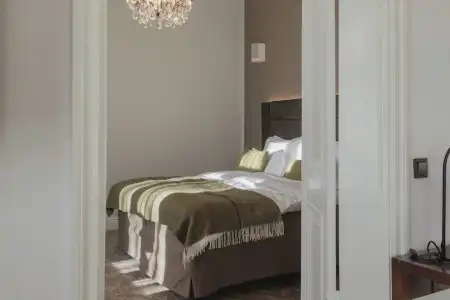 Home Victoria - 92