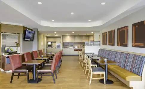TownePlace Suites By Marriott Las Vegas Stadium District - 15