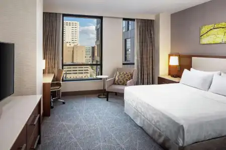 DoubleTree by Hilton Rochester Mayo Clinic Area - 56