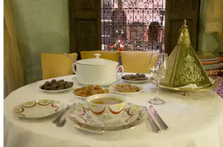 Dar Anebar - 9