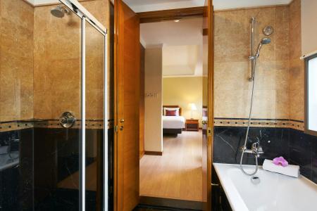 Orchard Parksuites - 35