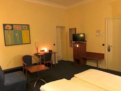 Kurfürst am Kurfürstendamm - 52