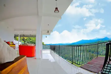 Romance Hills - 213