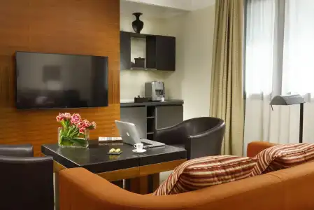 Milan Suite - 10