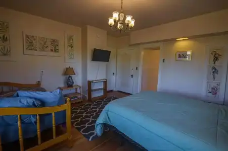 Living Light Inn - 55