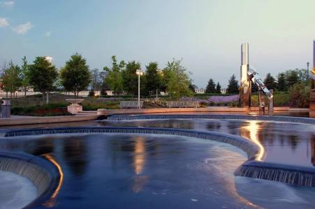 DoubleTree by Hilton South Bend - 15