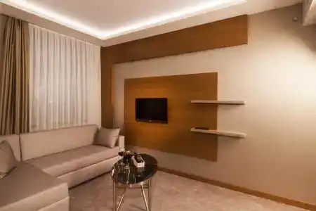 Majura - 5