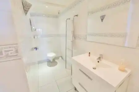 Hôtel Le Mistral - 30