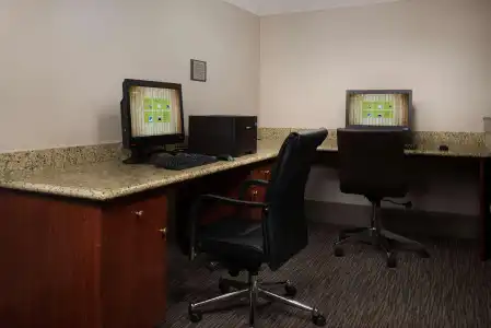 Country Inn & Suites by Radisson, Portland International Airport, OR - 6