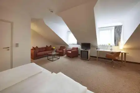 Four Points Flex by Sheraton Kiel - 105