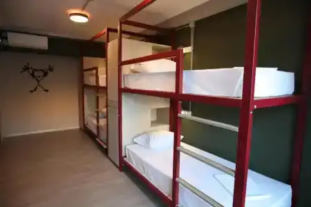 Stay Hybrid Youth Hostel - 30