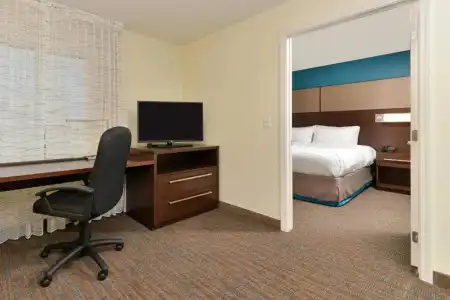 Residence Inn Des Moines Downtown - 76