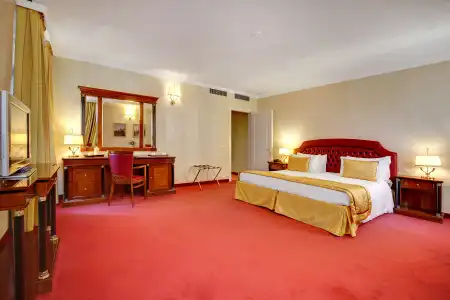 Dona Palace - 25