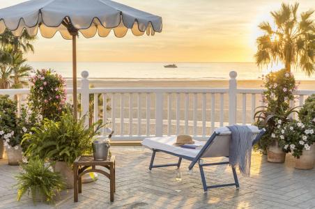 Shutters on the Beach - 16